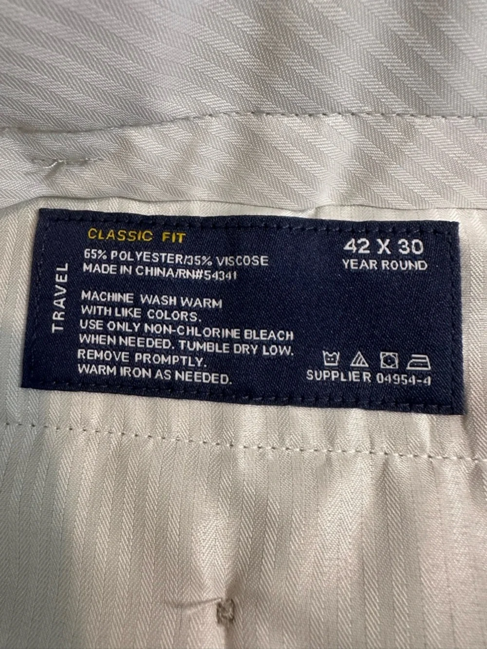 Stafford Classic fit Travel dress pants tan men’s 42 x 30